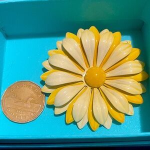 Vintage Flower Brooch Enamel